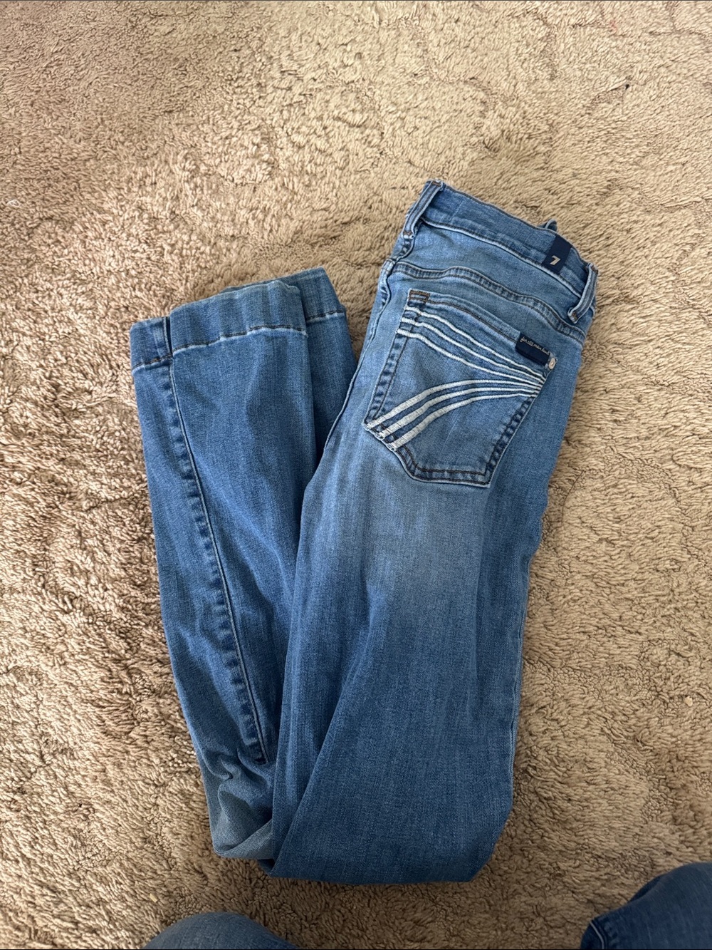 Women’s 7 For all Mankind jeans